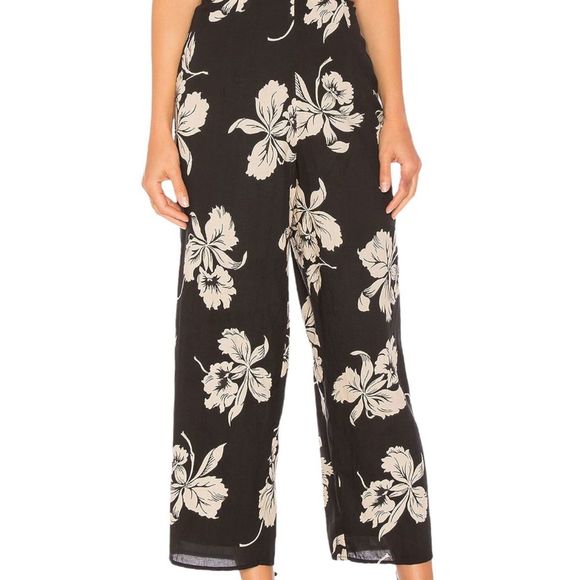 Floral Pants - Amuse Society Wide Leg Black and White flowers - Picture 1 of 3